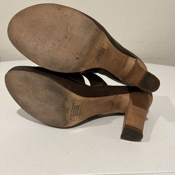 Kenneth Cole Women 9 1/2 Brown Leather Heel Sandals (3 1/2 In. Heel) - Picture 7 of 7